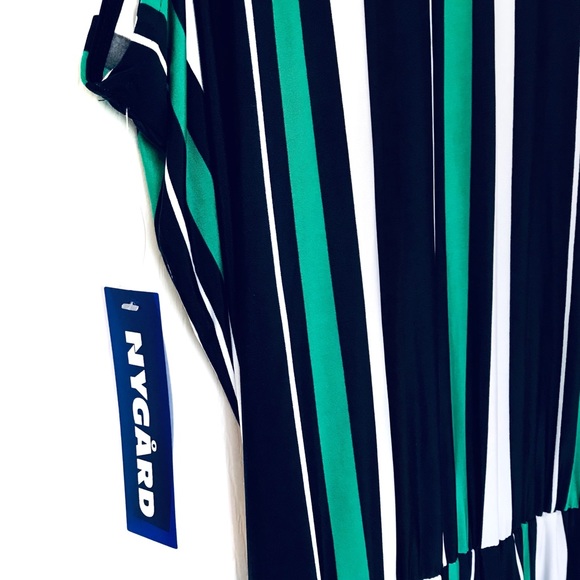 New Nygard navy/jade jumpsuit - Picture 10 of 13